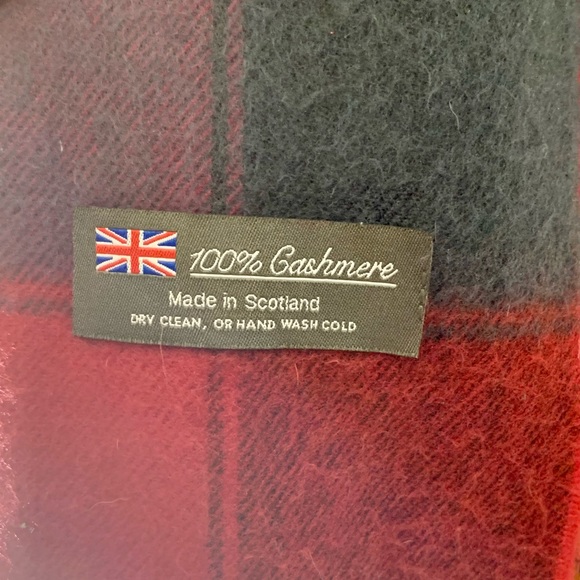 Men’s Cashmere scarf, black , red and grey - Picture 2 of 2